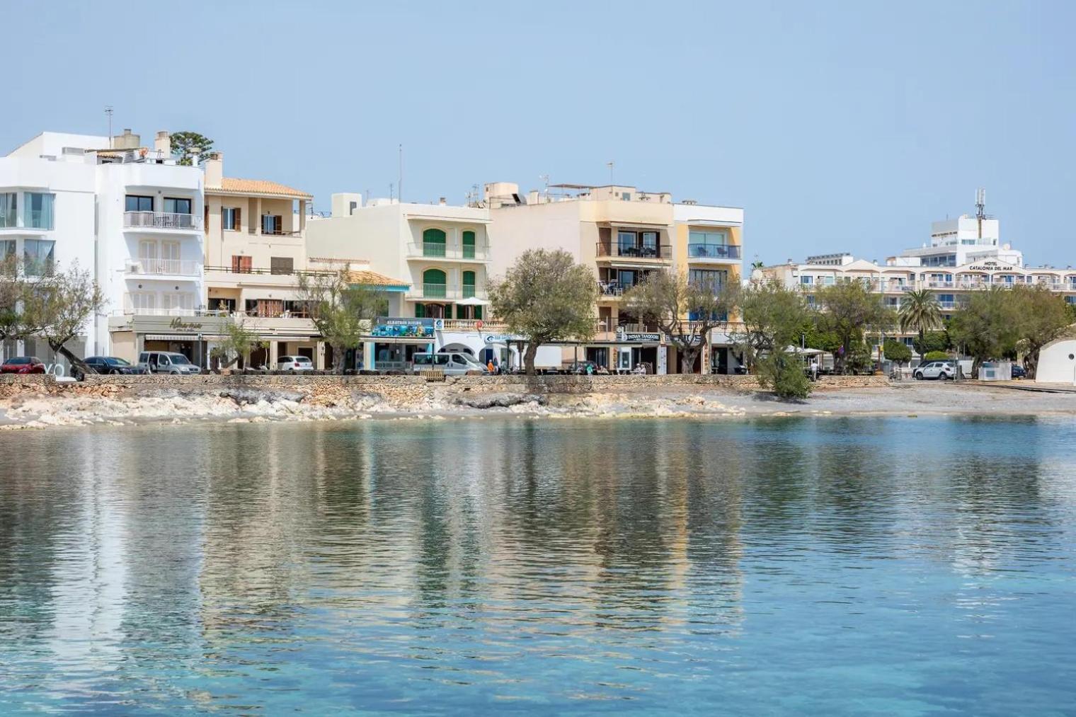 Apartamento Voramar Mhm Cala Bona Cala Bona  Exterior photo